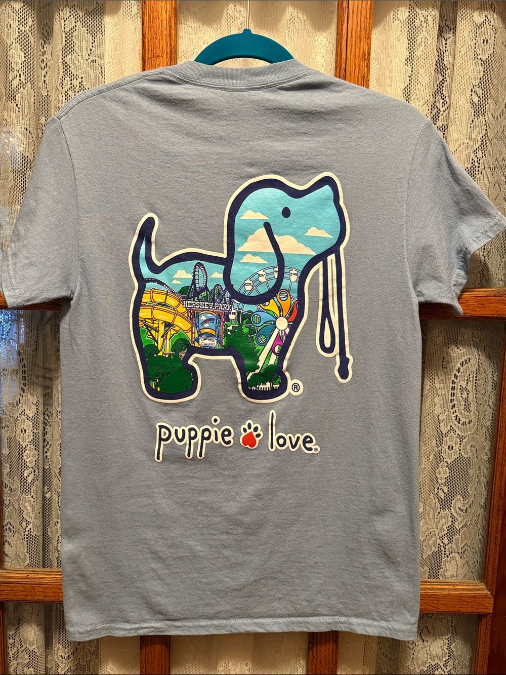 Puppie Love Hershey Park Unisex T-Shirt
